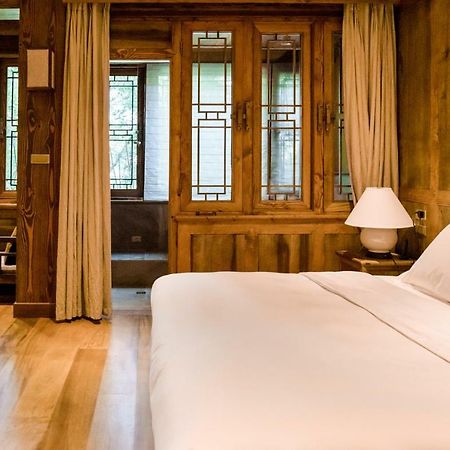 Songtsam Tacheng Lodge Deqen Екстериор снимка