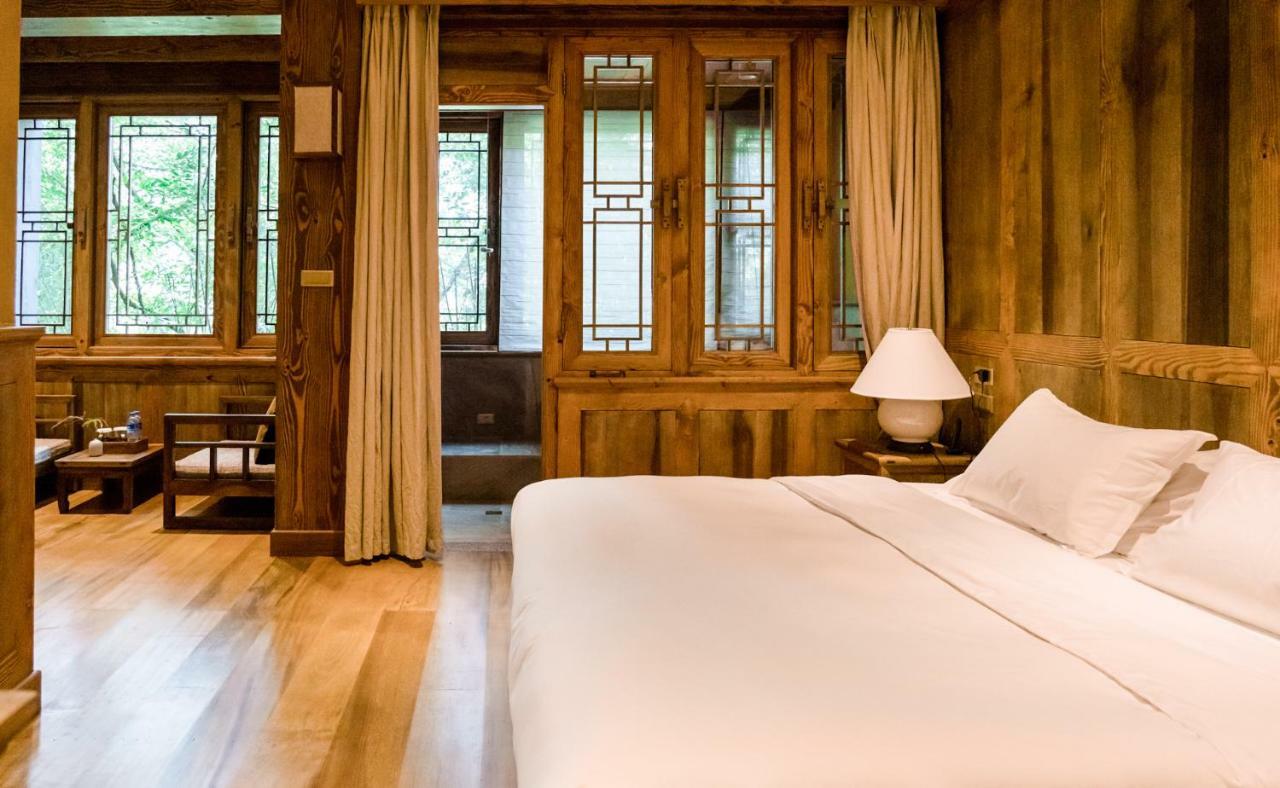 Songtsam Tacheng Lodge Deqen Екстериор снимка